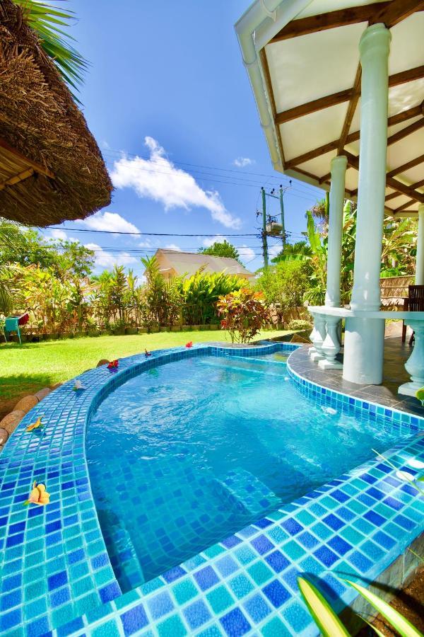 La Petite Maison And Sea Splash Hotel Baie Sainte Anne Ngoại thất bức ảnh